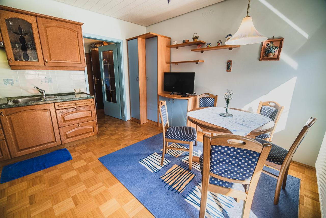 Homestay Kocka Zgornje Jezersko Exterior foto